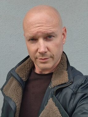 Meet your Posher, Jonathan